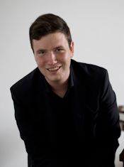&Aacute;ron Sipos